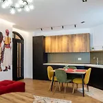 Ami's Apartman *